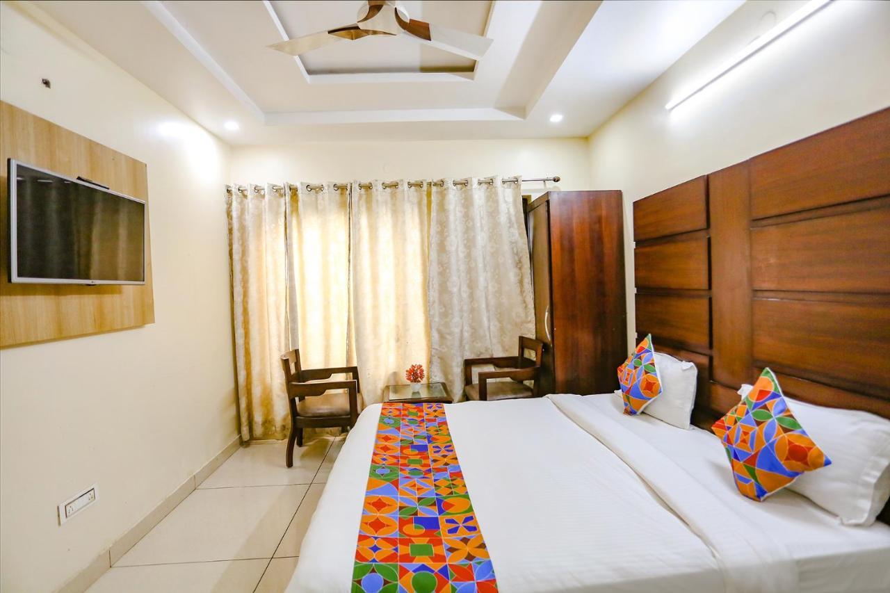 Fabhotel Winter Line Inn موسوري المظهر الخارجي الصورة