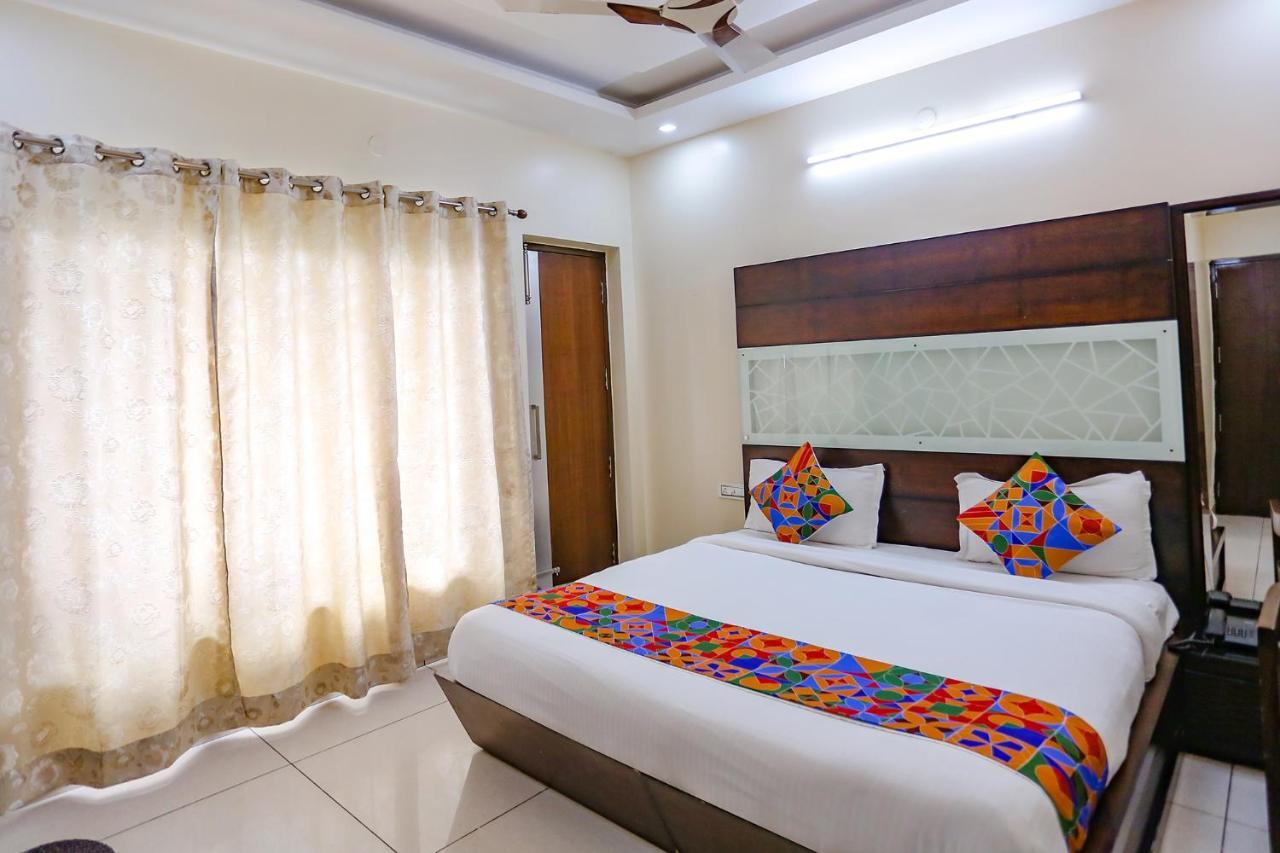 Fabhotel Winter Line Inn موسوري المظهر الخارجي الصورة