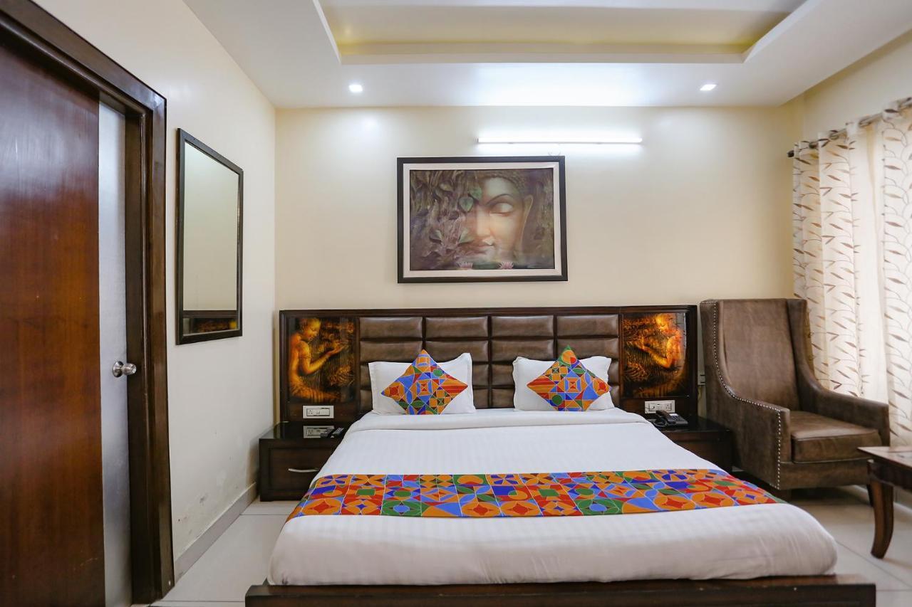 Fabhotel Winter Line Inn موسوري المظهر الخارجي الصورة