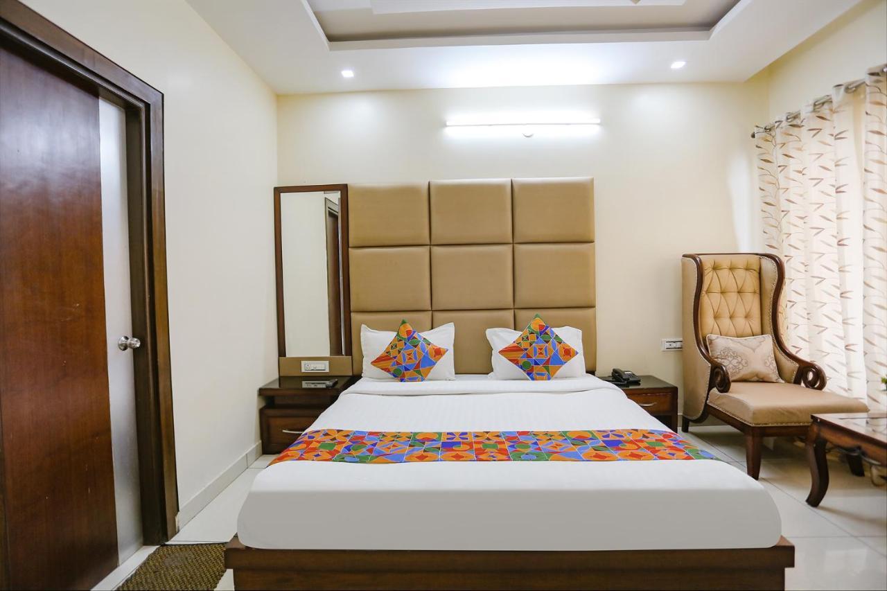 Fabhotel Winter Line Inn موسوري المظهر الخارجي الصورة